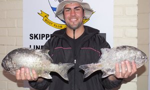 Johan Lesch spog hier met sy en Oubaas se vis. 